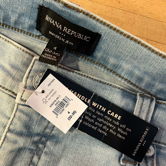 NWT Banana Republic jeans - Picture 3 of 3